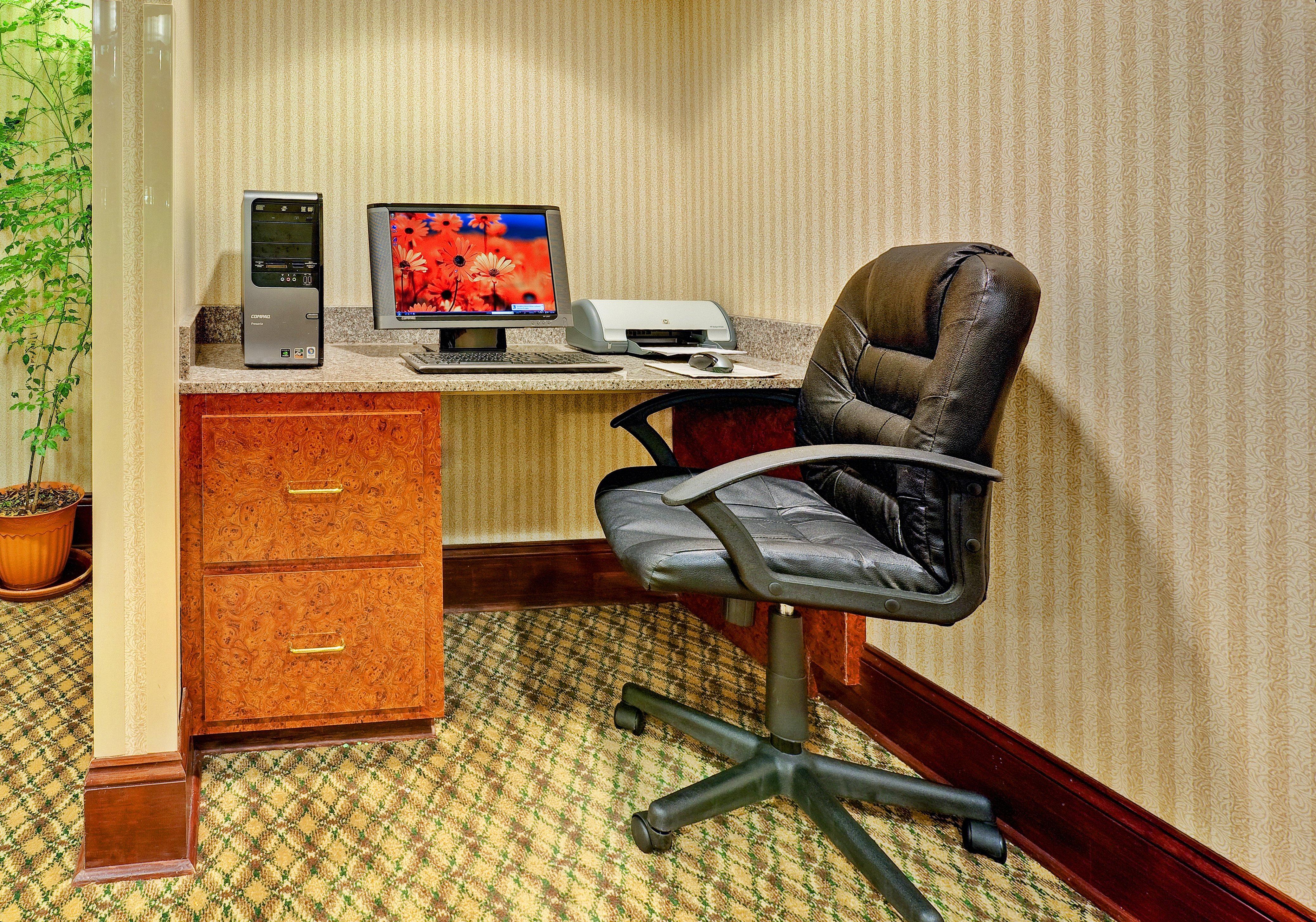 Holiday Inn Express & Suites Greenwood Facilidades foto
